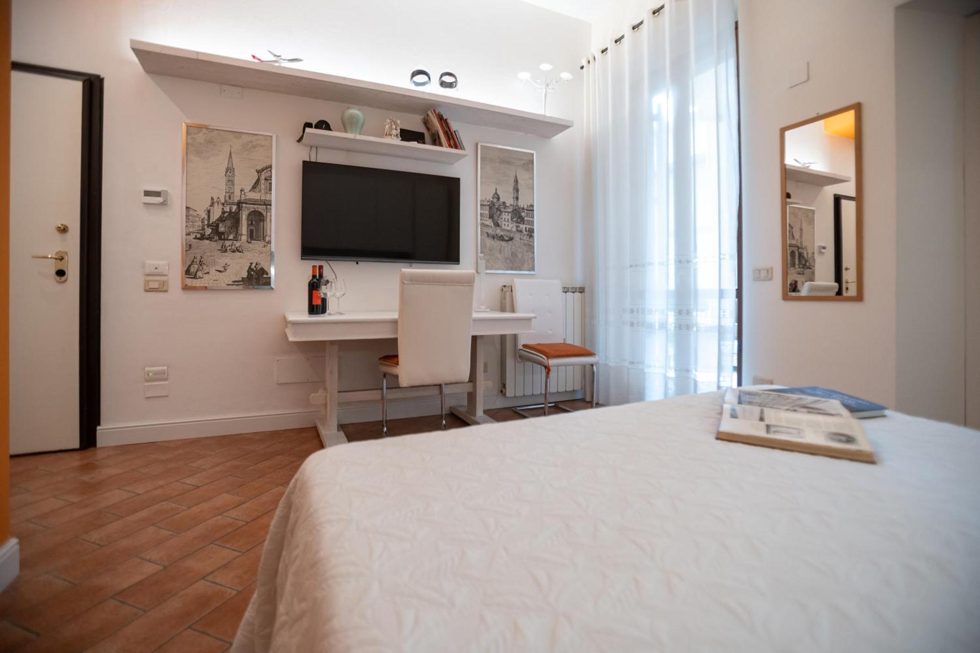 Indipendent Studio Apartment With Terrace - Parking Флоренция Экстерьер фото